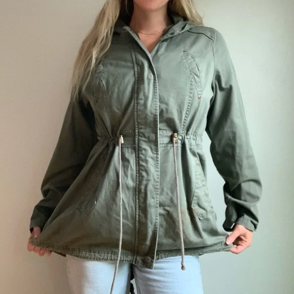 Light weight army green fall jacket - Picture 8 of 13